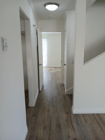 Building Photo - 837 Amigos Way