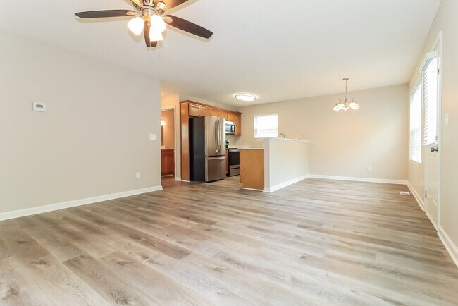 Building Photo - 81 Middlebrook Dr