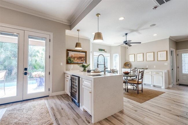 Building Photo - 14132 Bluebird Ln
