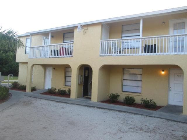 Building Photo - 3950 Lora St