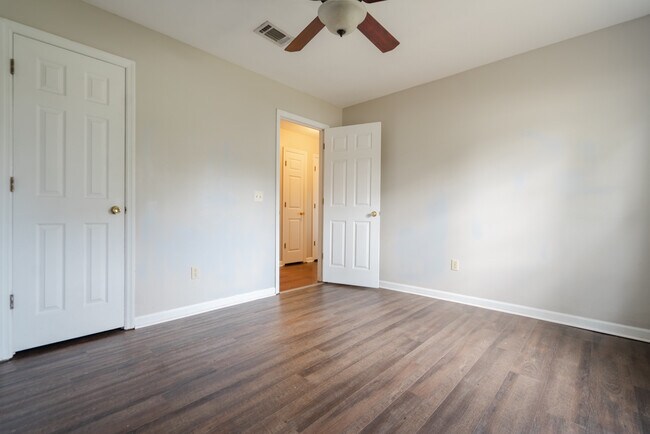 Building Photo - 1442 Harrier Hollow