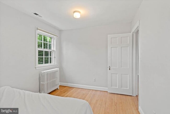 Building Photo - 5222 Duvall Dr