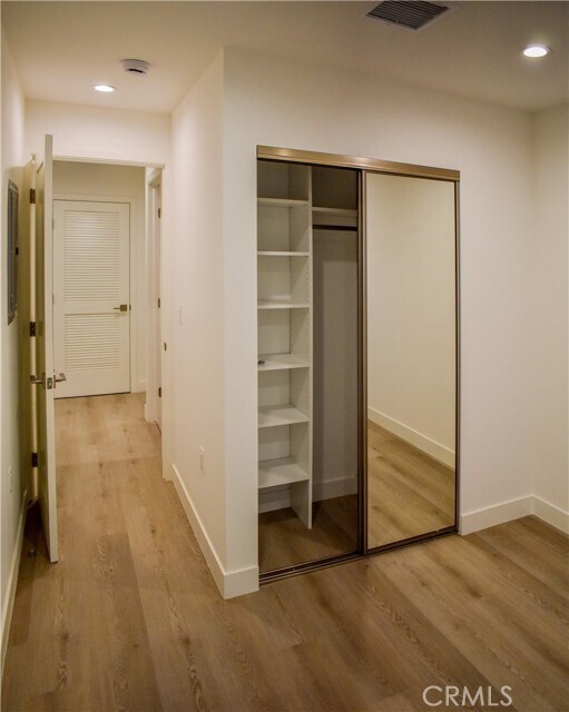 Building Photo - 5972 Jamieson Ave