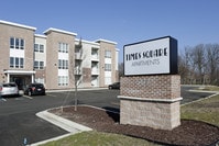 Building Photo - Times Square
