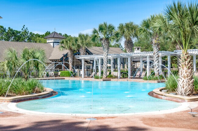 Building Photo - 197 Suwanee Dr