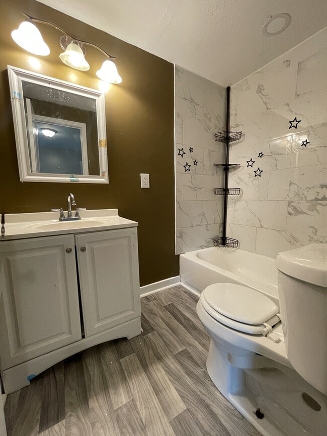 Building Photo - 511 Woodward Ave