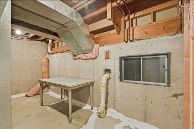 Building Photo - 8141 S San Juan Range Rd