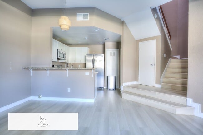 Building Photo - Phillips Ranch-Fully Updated 2-Bed, 2.5-Bath Home – Pomona Unified School District