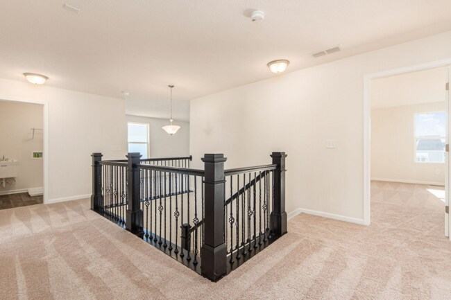 Building Photo - 317 Raccoon Ave