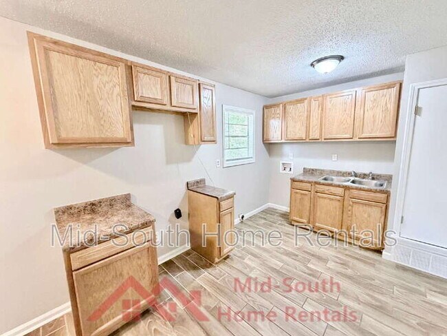 Building Photo - 4315 Mountain Terrace St