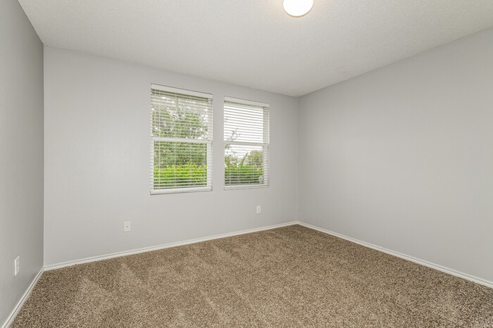 Building Photo - 16125 Windsong Ct