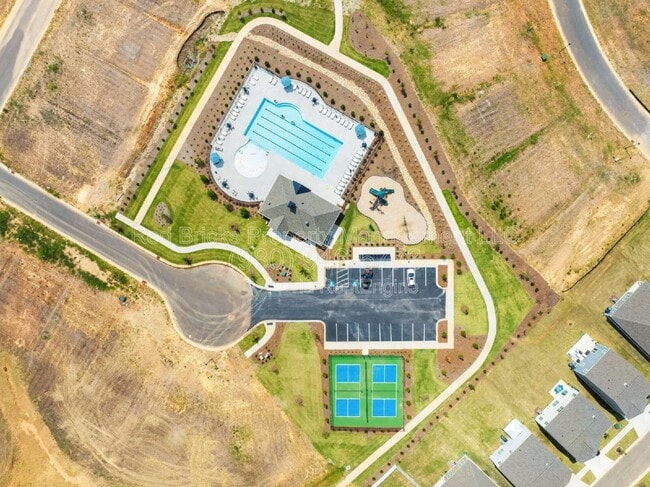 Building Photo - 1362 Secrest Cmns Dr