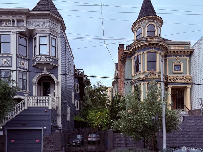 Building Photo - 251 Laguna St