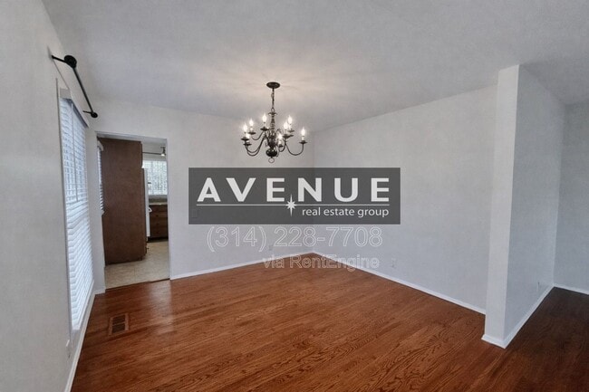 Building Photo - 412 Claymont Dr