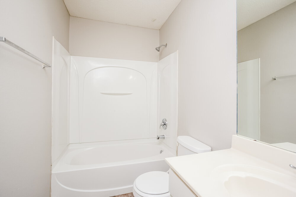 Building Photo - 4819 Royal Run Dr