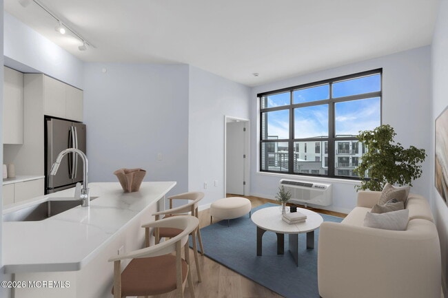 Building Photo - 1150 Kingsley St