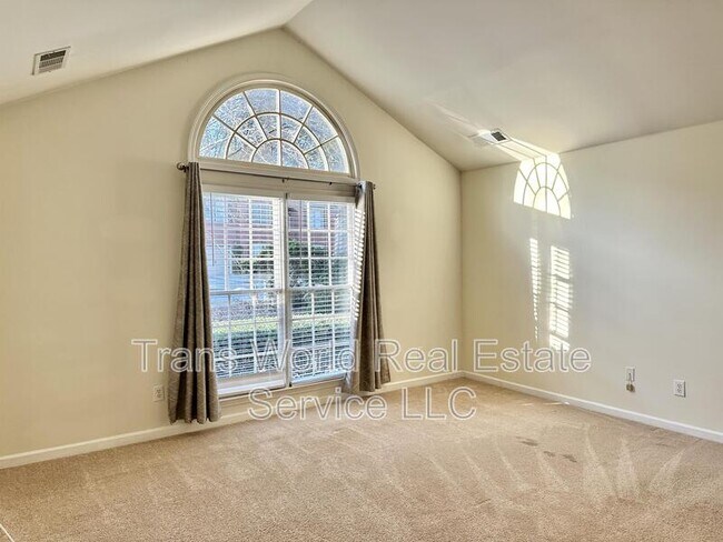 Building Photo - 8595 River Walk Landing