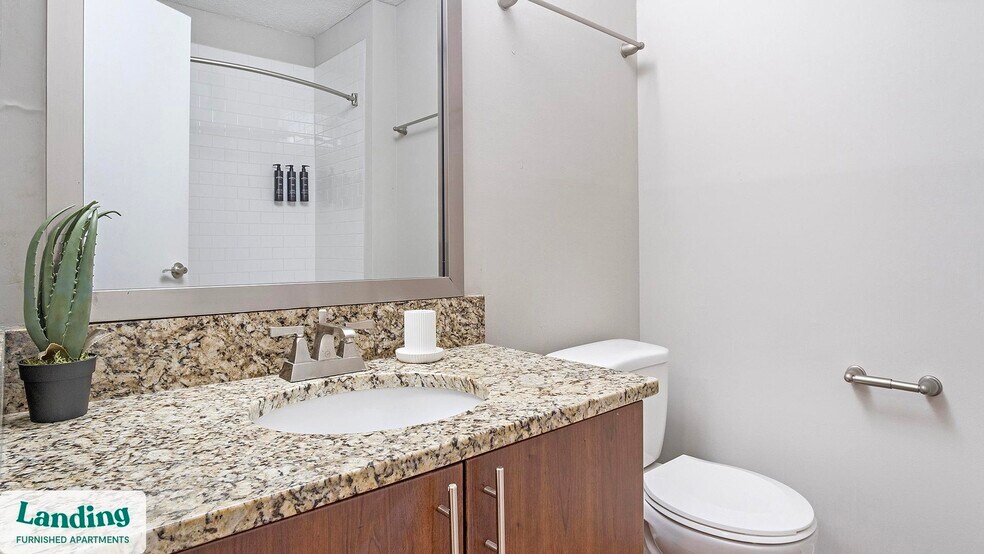 Building Photo - 2000 E Lake Pkwy