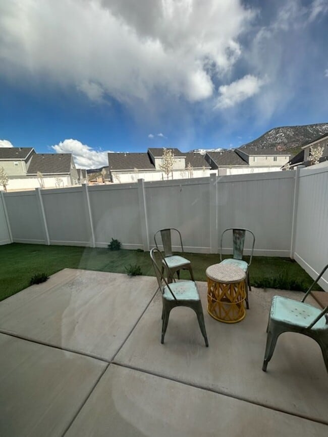 Building Photo - Three bedroom, 2.5 bath townhome