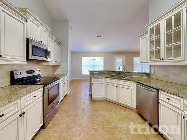 Building Photo - 6001 White Tail Loop