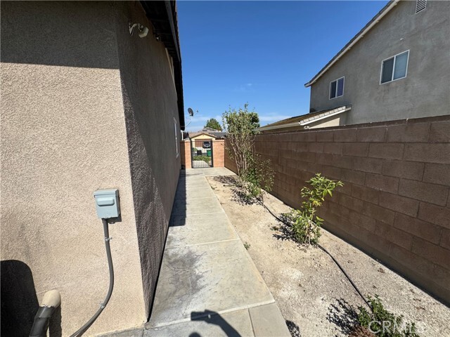 Building Photo - 7671 Indian Canyon Cir