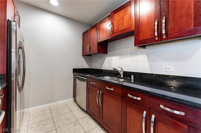 Building Photo - 4575 Dean Martin Dr