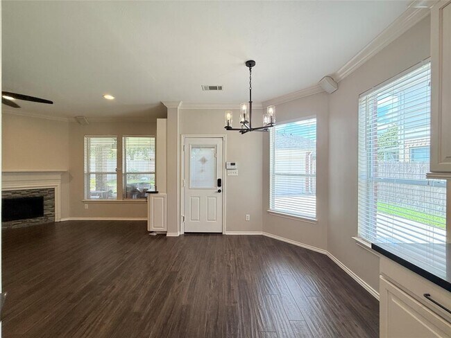 Building Photo - 6018 Gablestone Ln