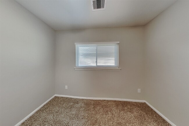 Building Photo - 3511 Rainshore Dr