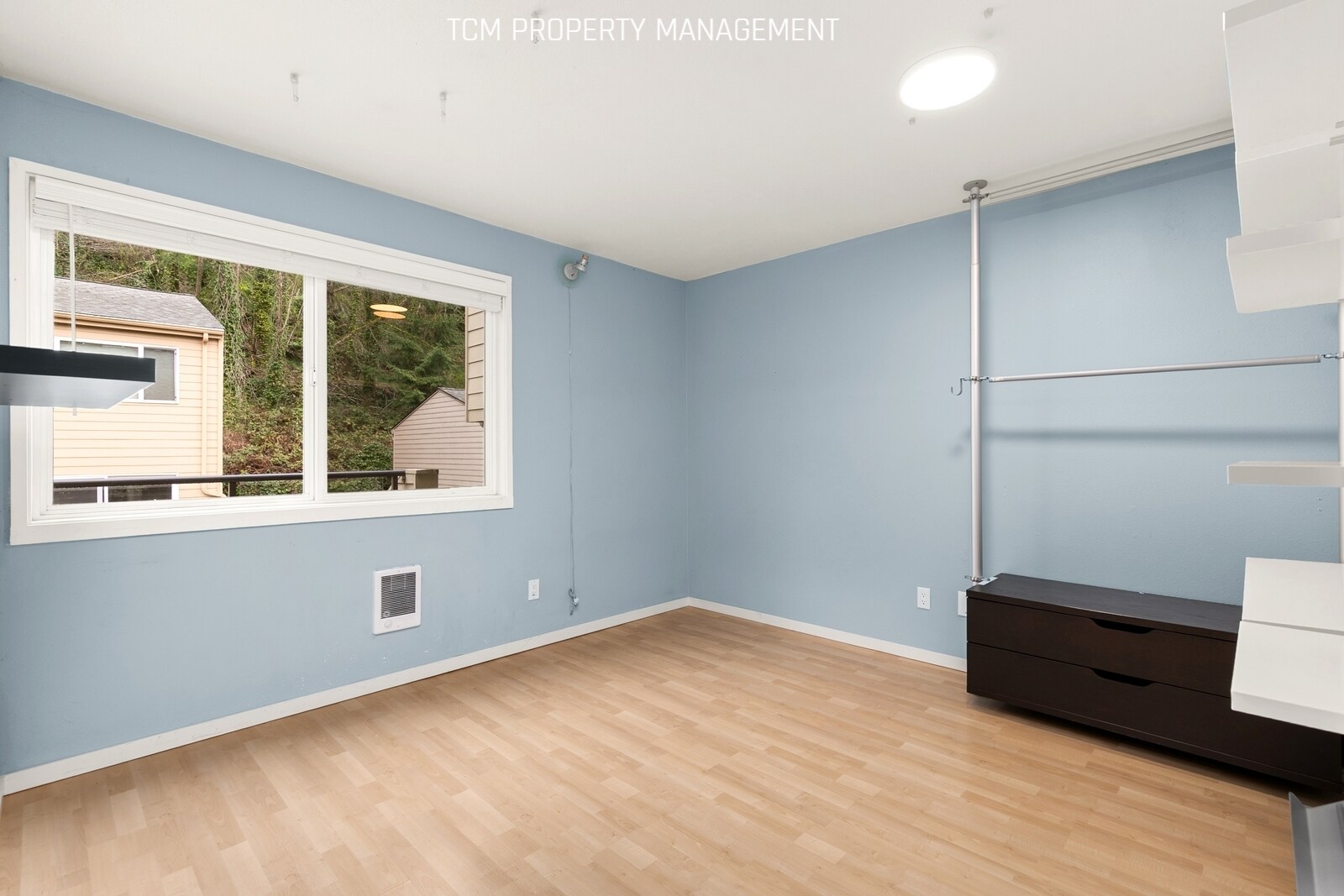 Building Photo - 2939 76th Ave SE