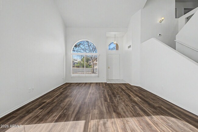 Building Photo - 3121 E Wagoner Rd