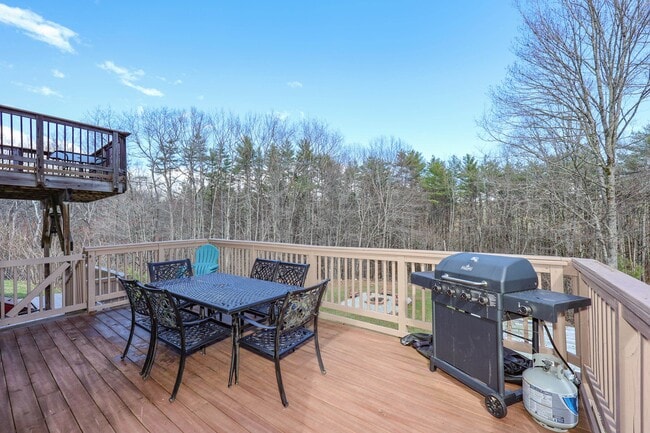 Building Photo - 40 Chemung Rd