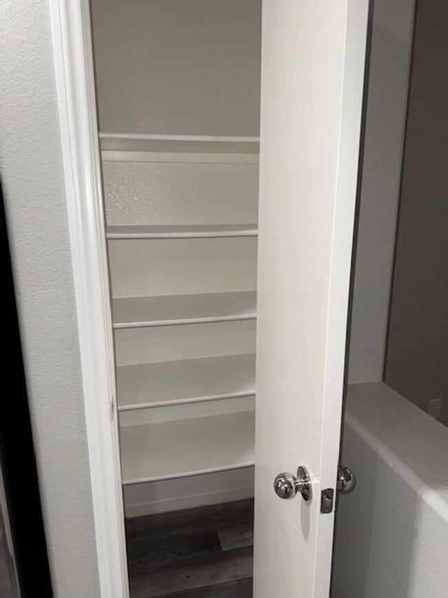 Building Photo - 2-STORY HOME FOR RENT IN HENDERSON