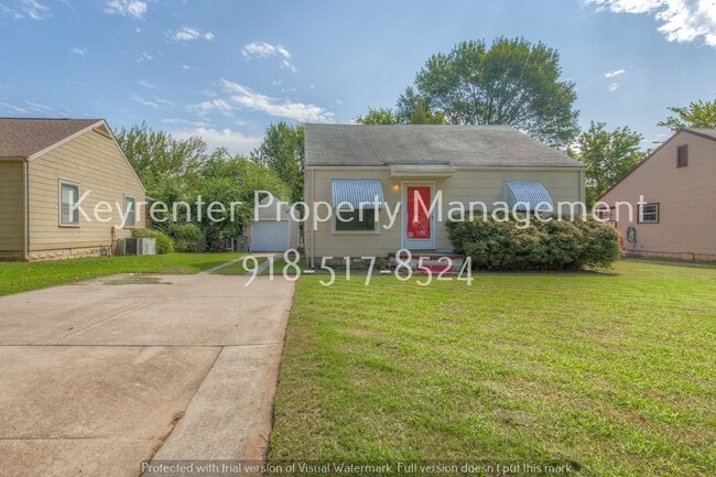 Building Photo - 2 Bed | 1 Bath in Tulsa!