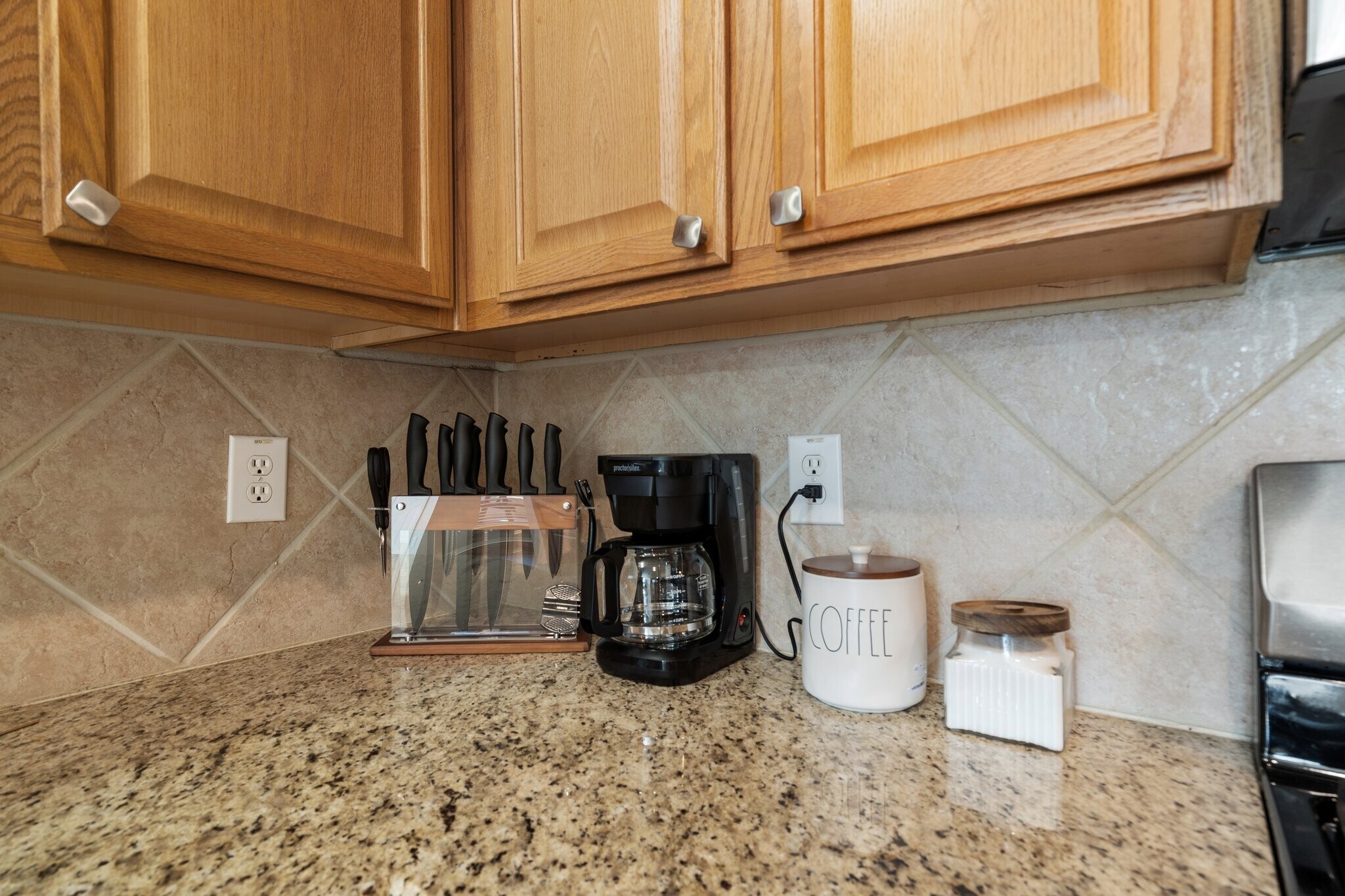 Building Photo - 107 Loda Ct