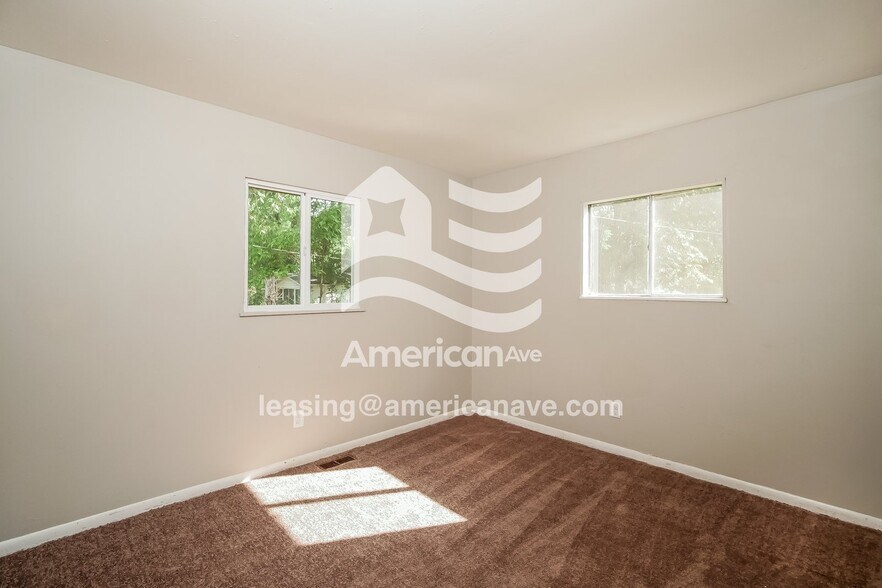 Building Photo - 3201 Ralston Ave