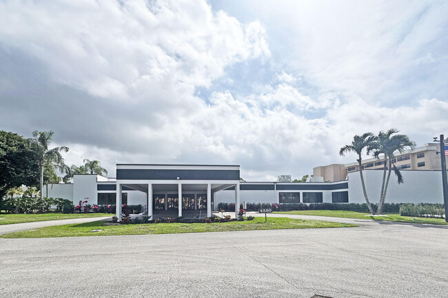 Building Photo - 7706 Tahiti Ln