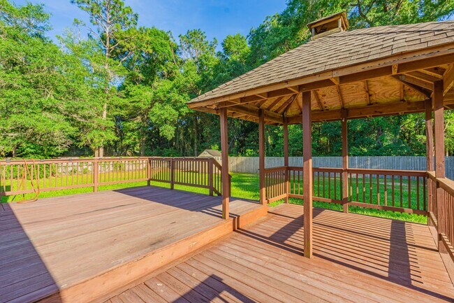 Building Photo - 317 Springwood Cir