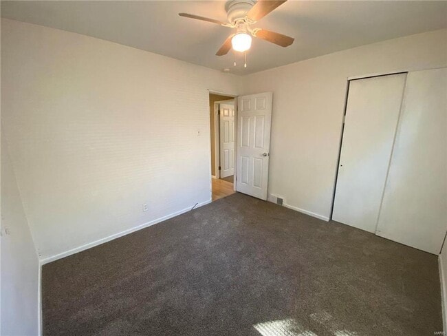 Building Photo - 178 Floralea Pl
