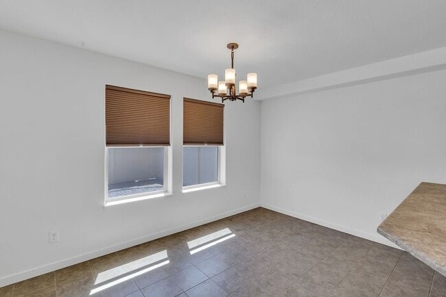 Building Photo - Modern 3 Bedroom 3 Bath Townhome in New Construction Neighborhood