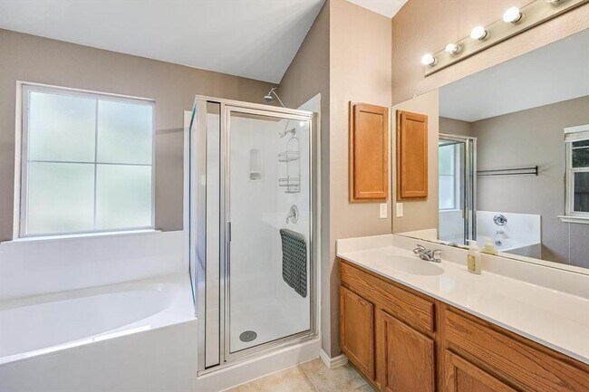 Building Photo - 1104 Battenburg Trail