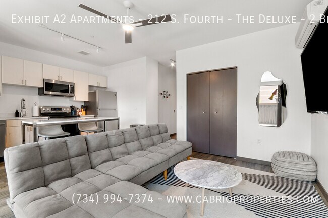 Building Photo - Exhibit A2 Apartments - 212 S. Fourth -The Deluxe - 2 Bed/1 Bath