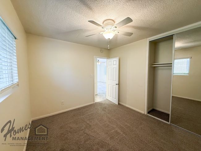 Building Photo - 641-641 Kaylyn Way