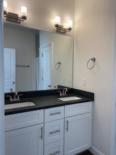 Building Photo - RENTAL ALERT! THE HOME EVERYONE IS LOOKING FOR!