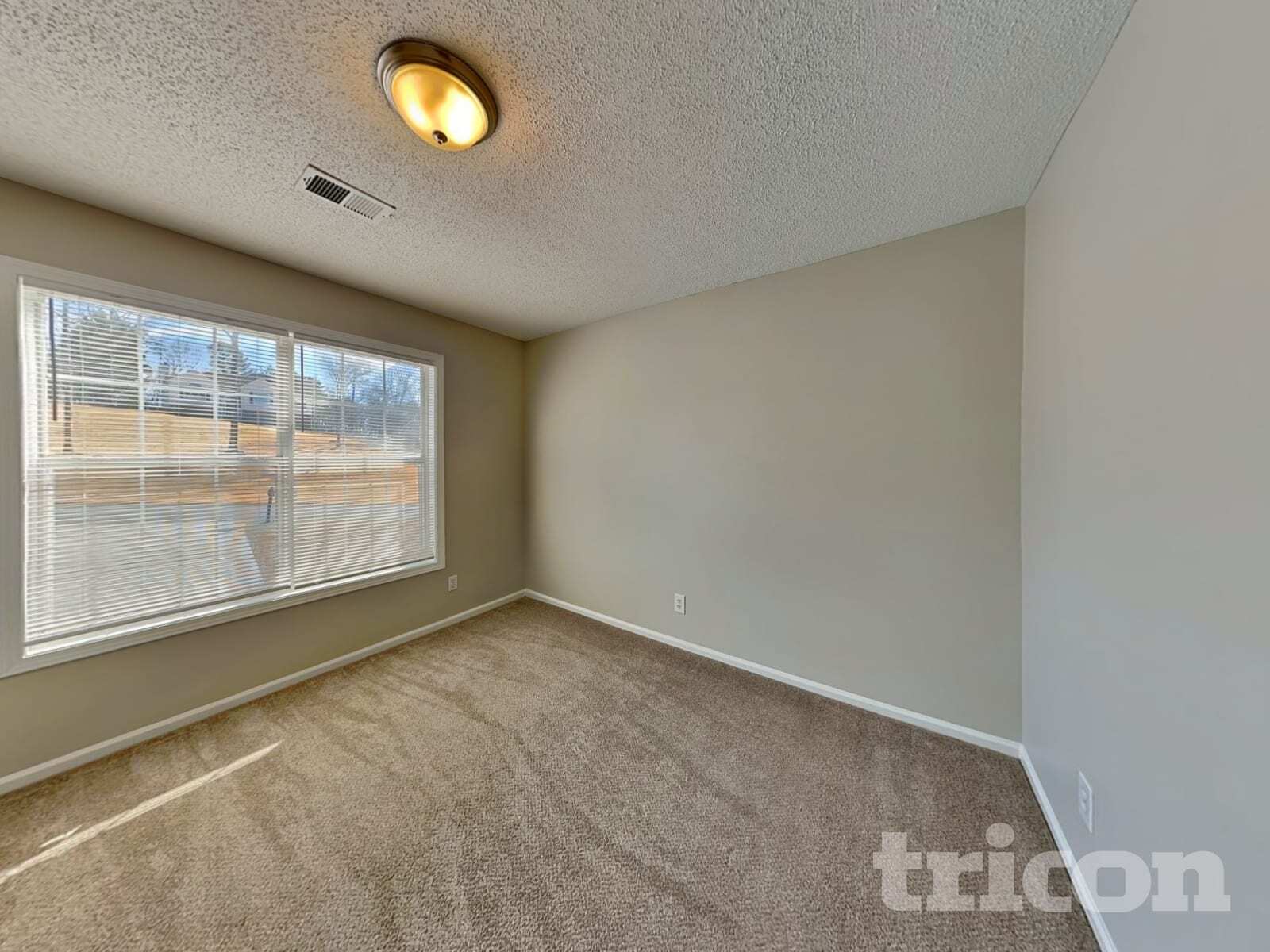 Building Photo - 504 Anthony Pl