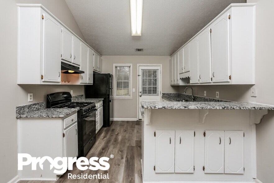 Building Photo - 3535 Garden Walk Ln SW
