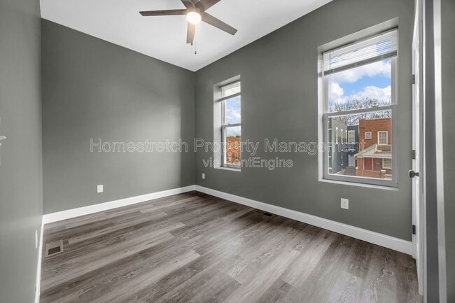 Building Photo - 3833 Oregon Ave