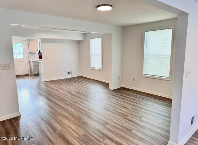 Building Photo - 83 Bayside Pkwy