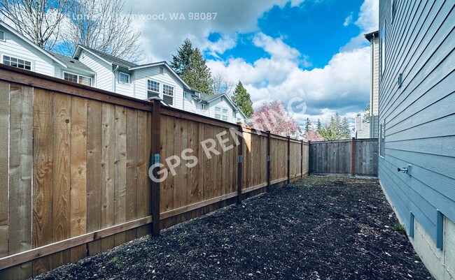 Building Photo - 3307 159th Ln SW
