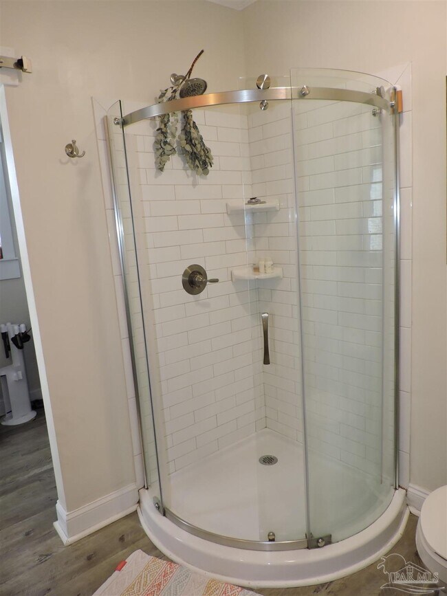 Building Photo - 19 N C St