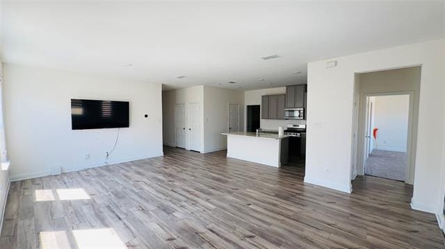 Building Photo - 2512 Wheeler Ave